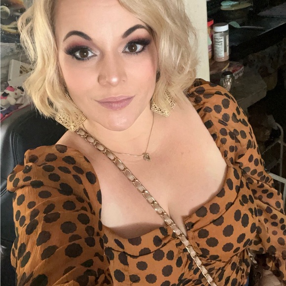 Meet your posher - Picture 4 of 9